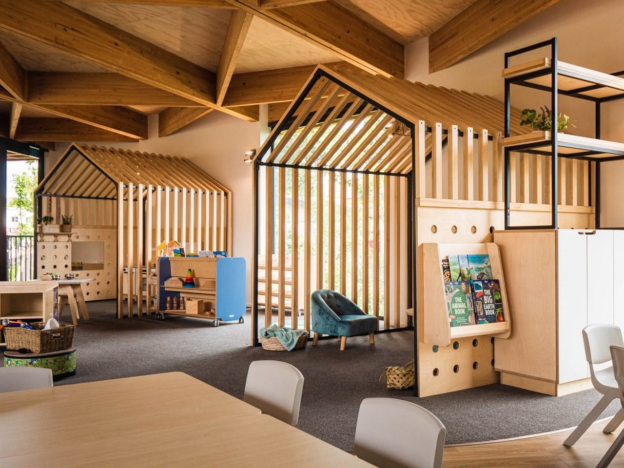 P1544640_Web-Size Large